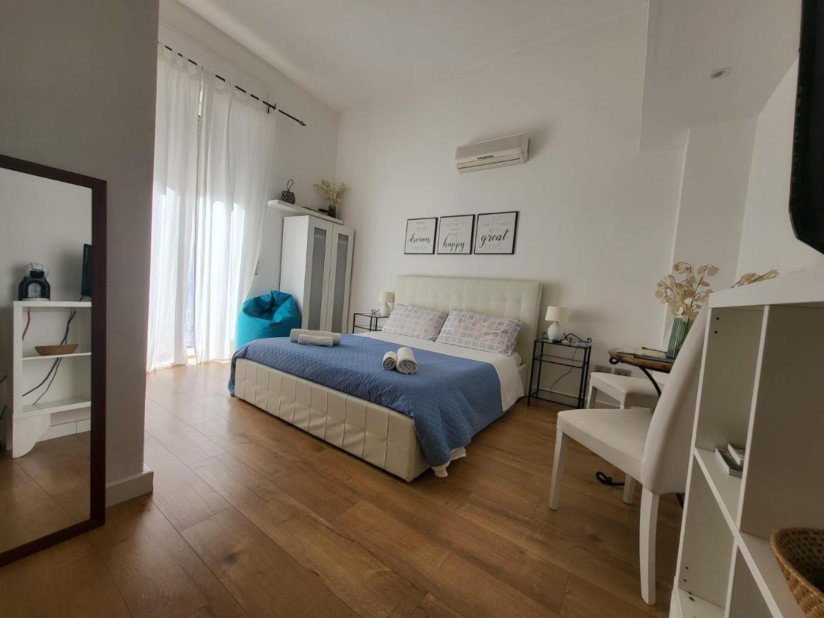 Living Cagliari Bed & Breakfast Exterior photo